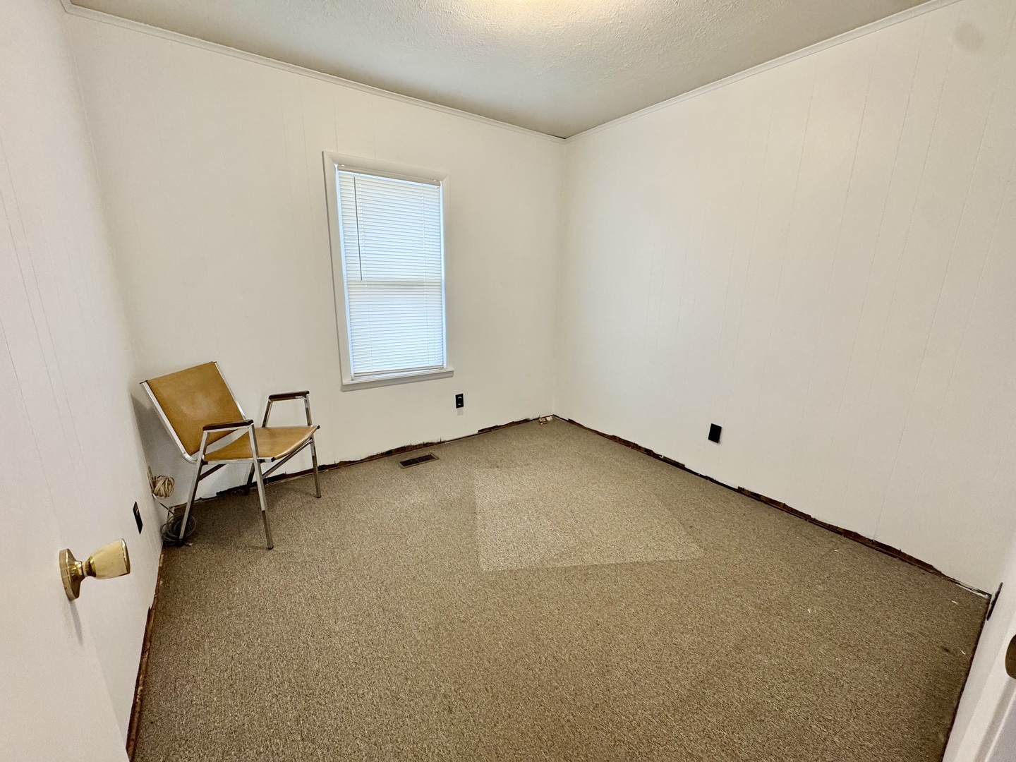 201 Main Street, Wapella, IL 61777