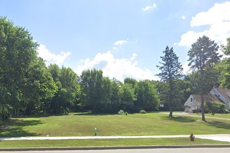 717 S Arlington Heights Road, Arlington Heights, IL 60005