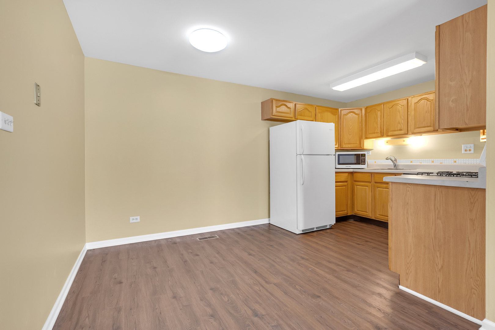 236 Whidah Court #236, Schaumburg, IL 60194