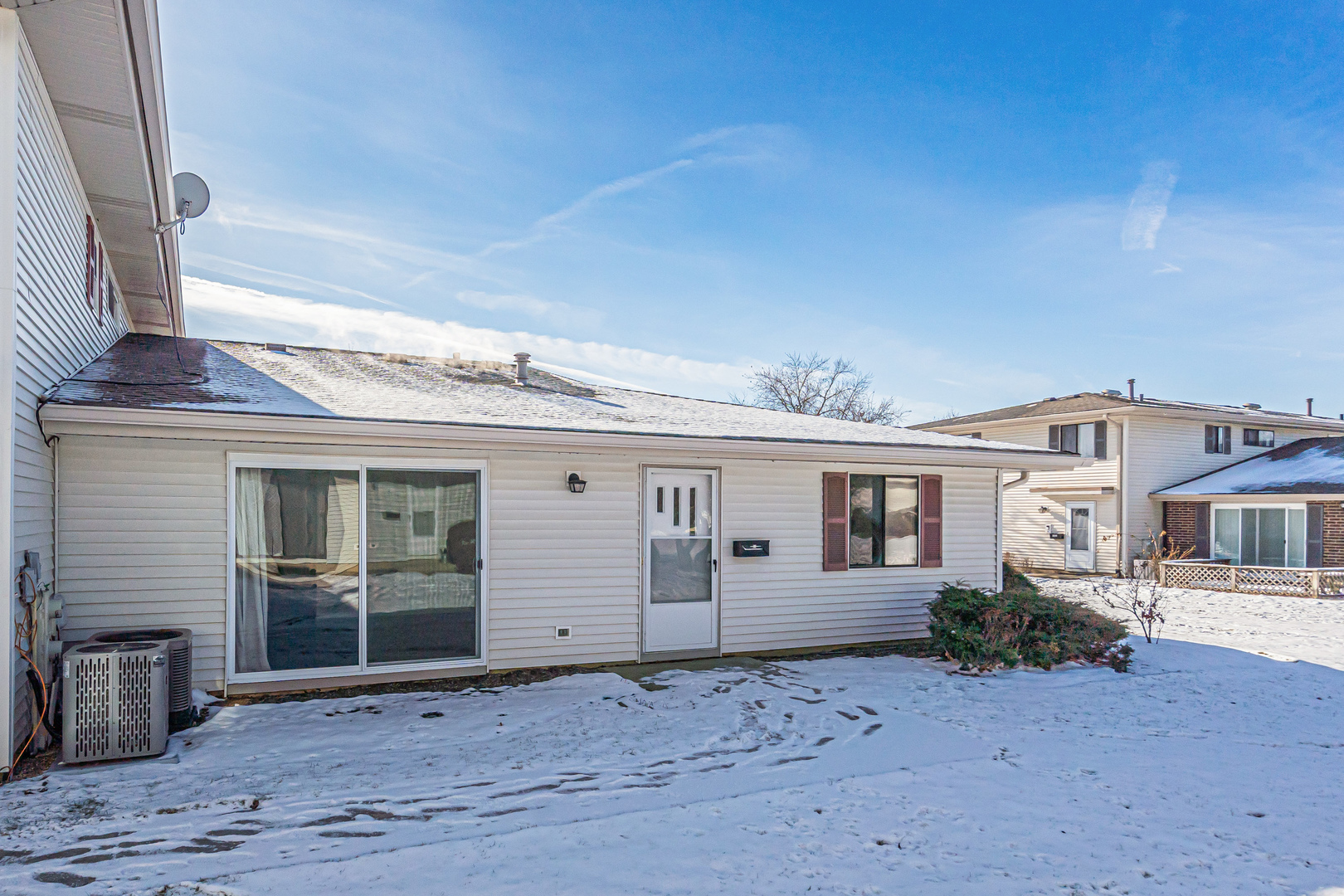 236 Whidah Court #236, Schaumburg, IL 60194