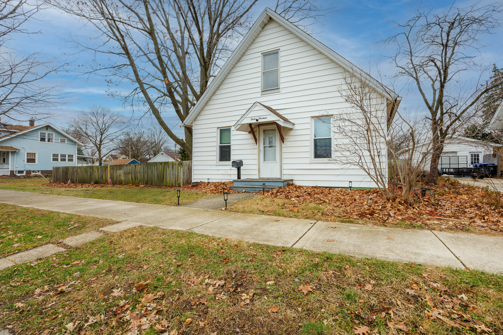 1213 S Madison Street, Bloomington, IL 61701