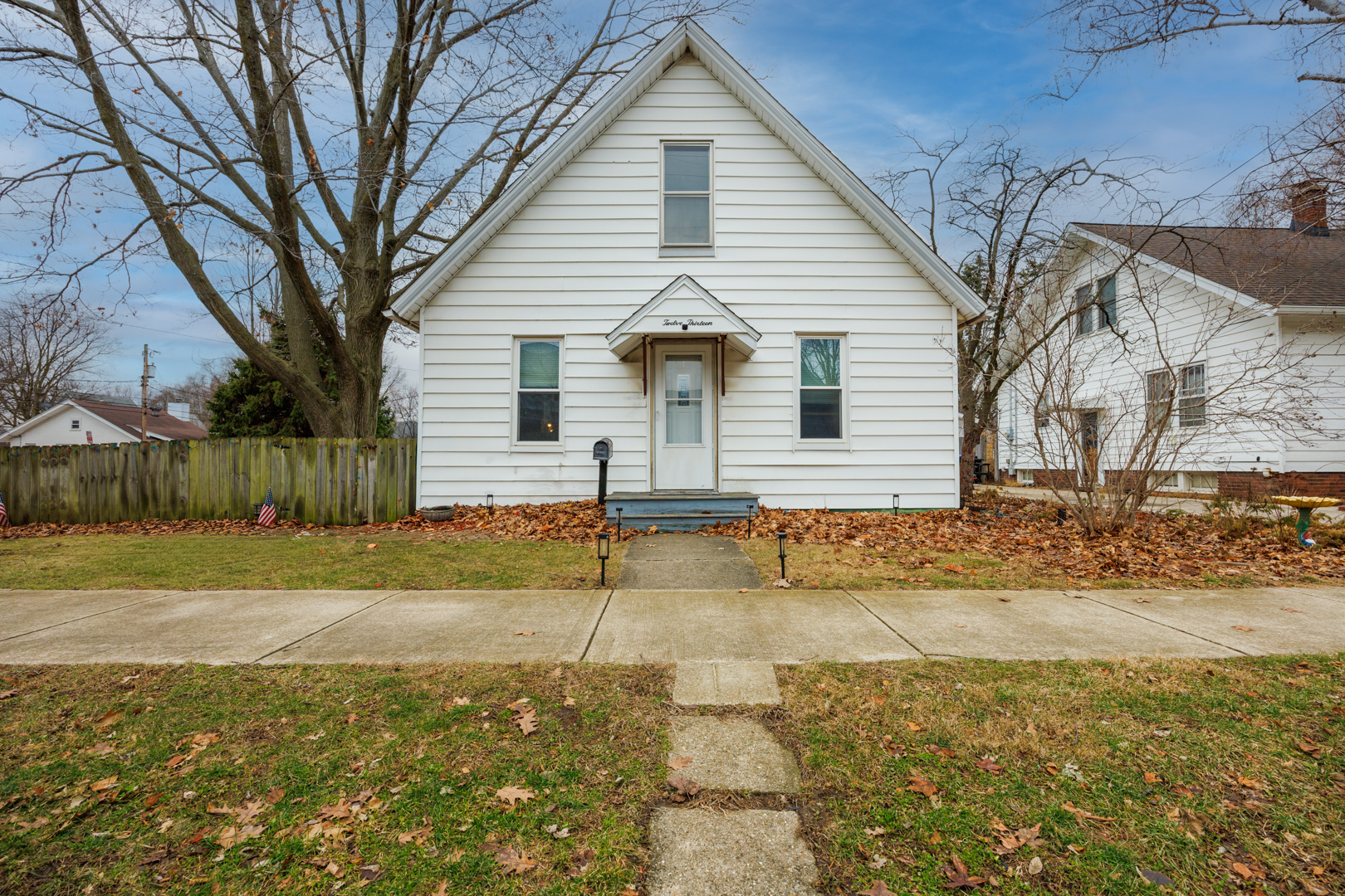 1213 S Madison Street, Bloomington, IL 61701