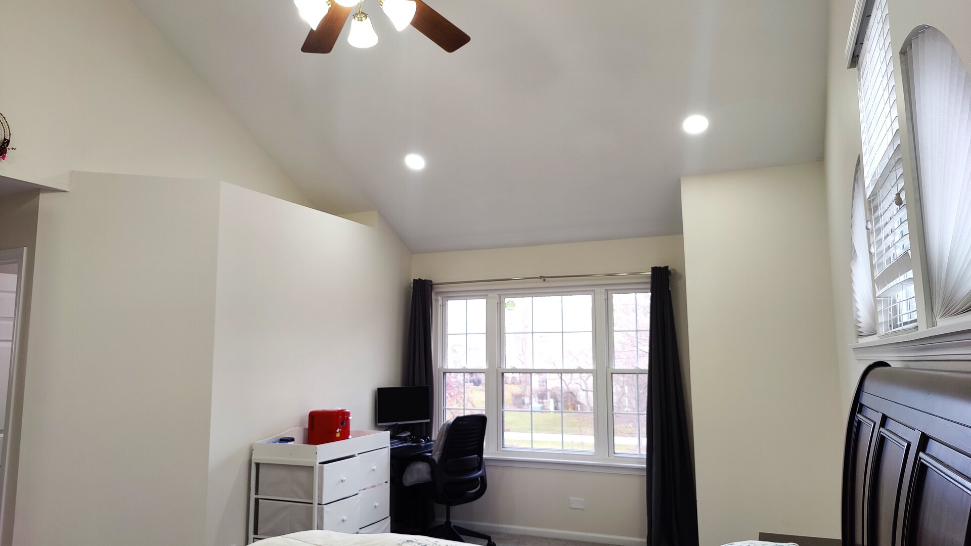 138 White Branch Court, Schaumburg, IL 60194