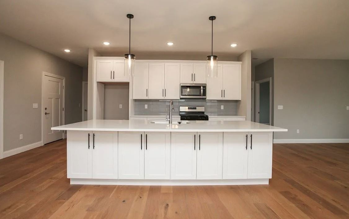 1 Saint Ivans Circle, Bloomington, IL 61705