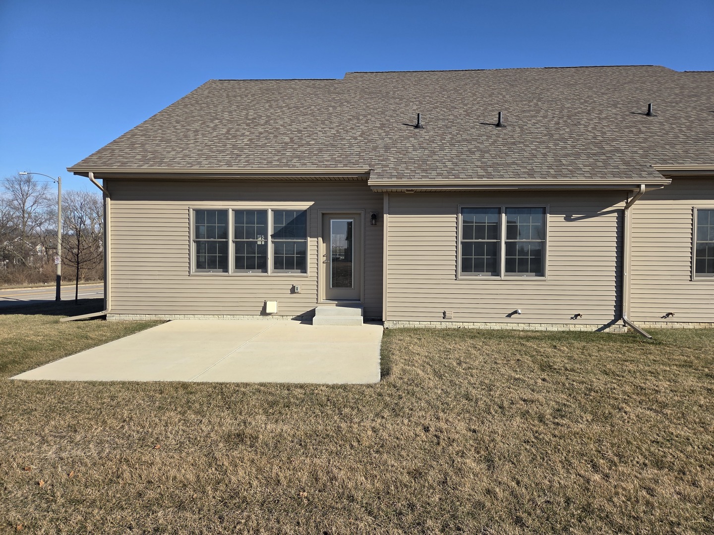 1 Saint Ivans Circle, Bloomington, IL 61705