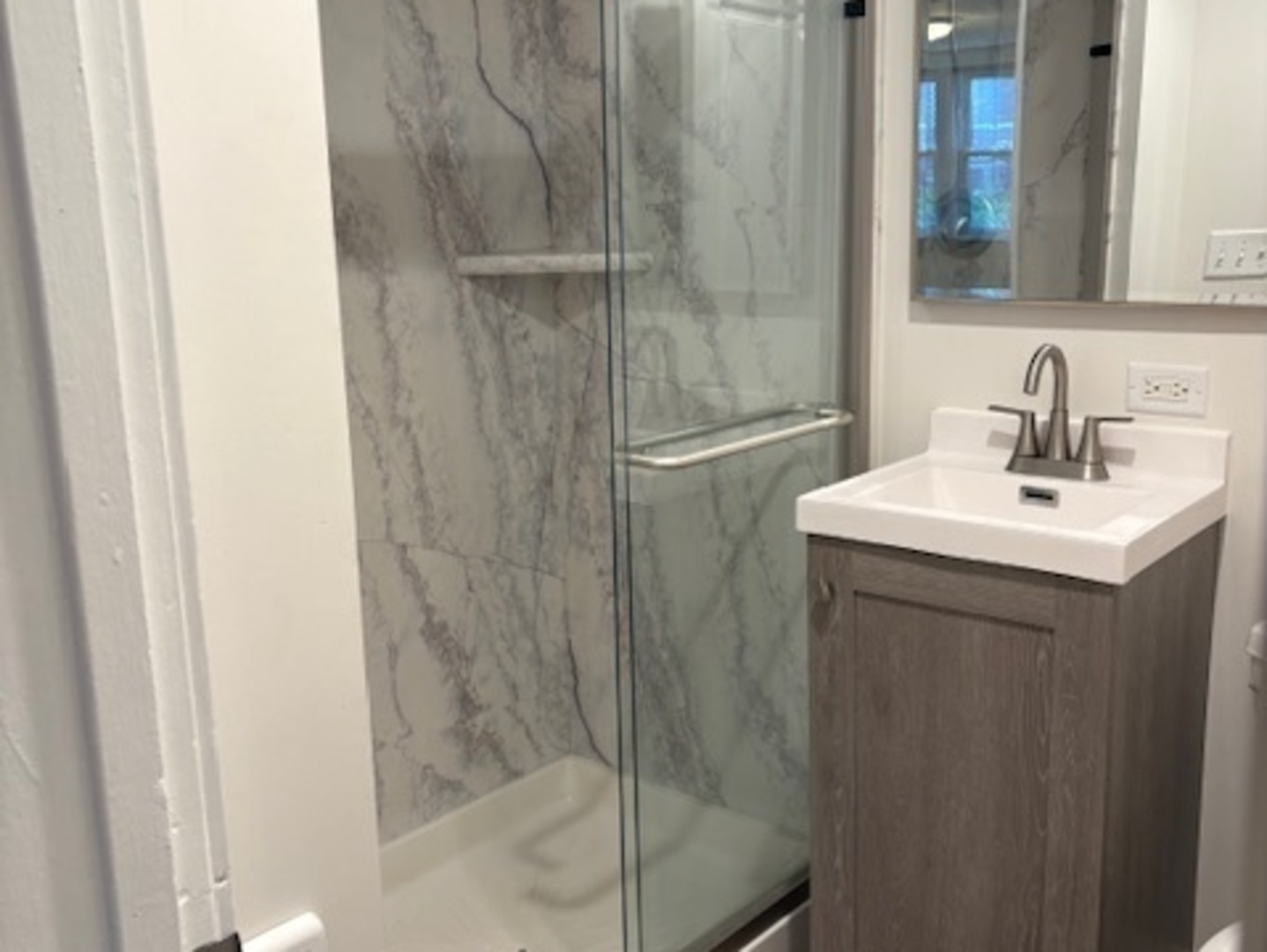 847 Hannah Avenue #GARDEN-1RB, Forest Park, IL 60130