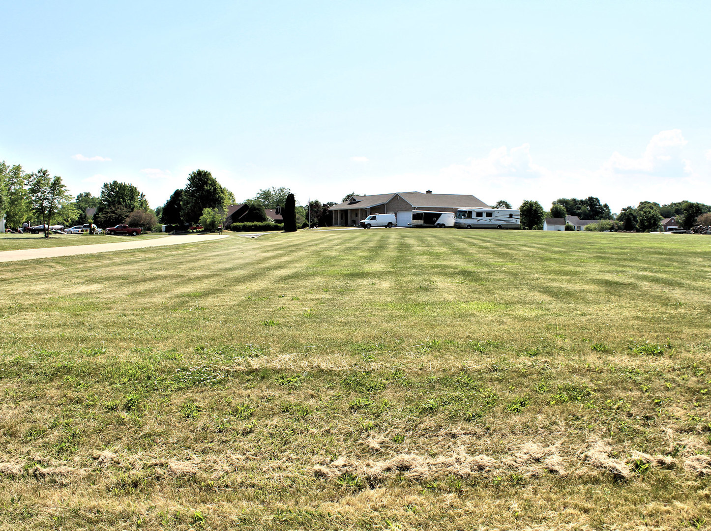 15582 Douglas Avenue, Sandwich, IL 60548