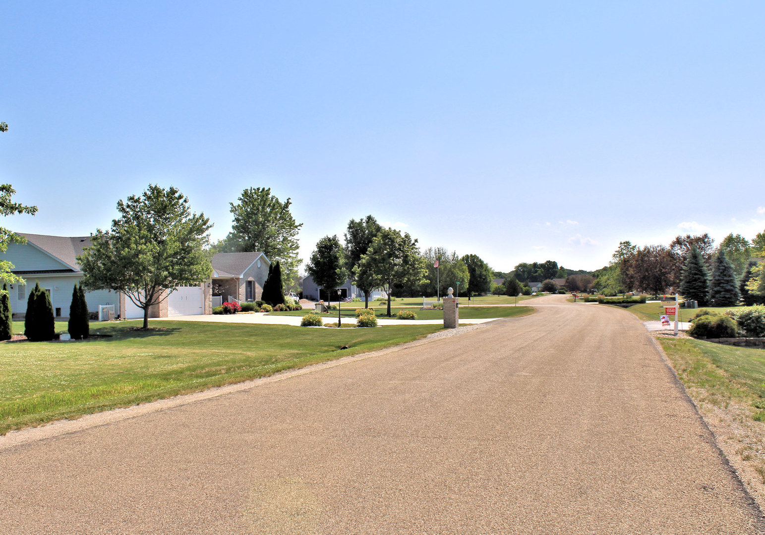 15582 Douglas Avenue, Sandwich, IL 60548