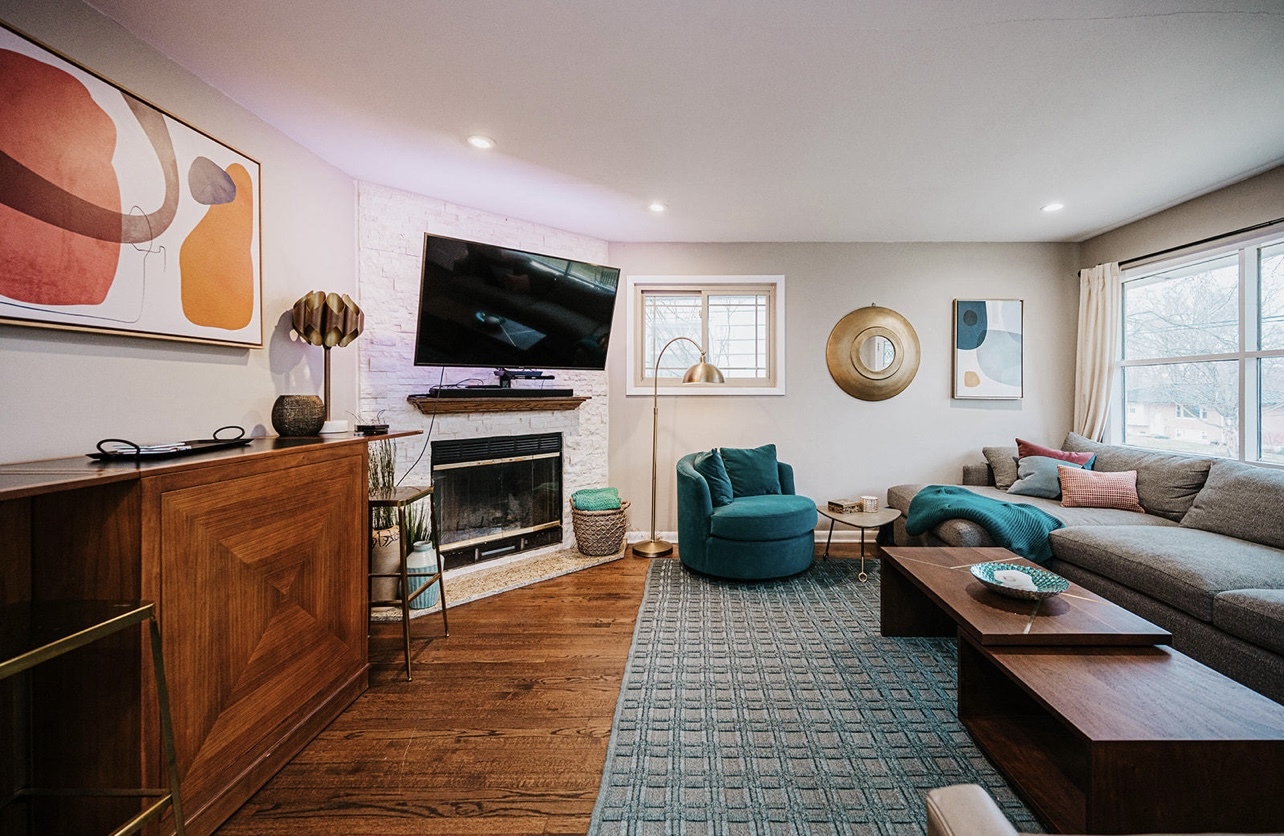 829 N Bennett Street, Geneva, IL 60134