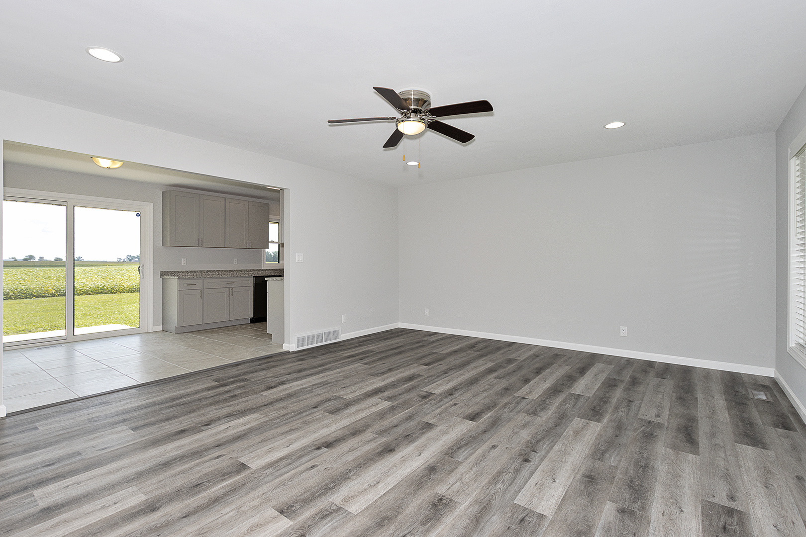 8310 E Coral Road, Union, IL 60180