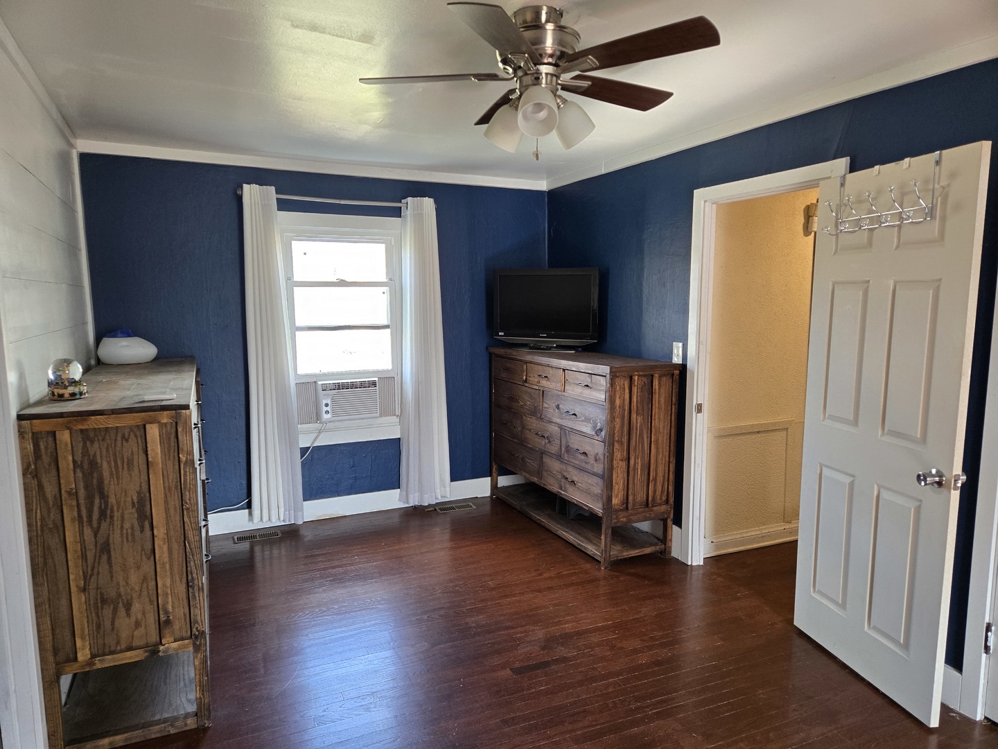 16517 Plainview Drive, Markham, IL 60428