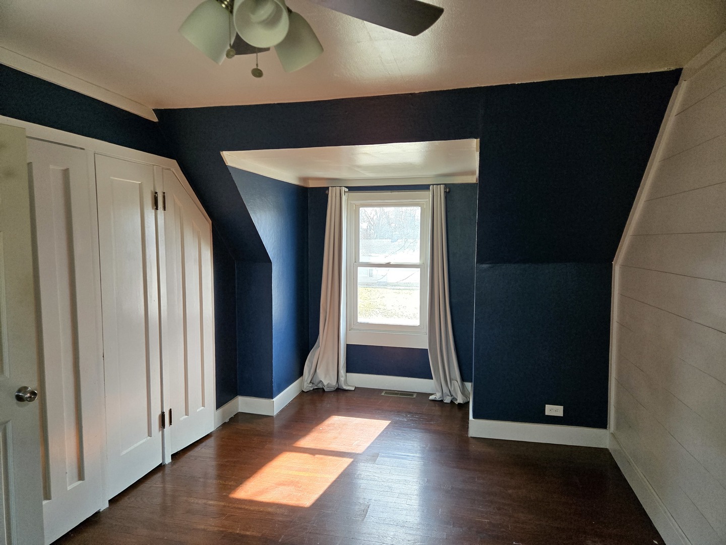 16517 Plainview Drive, Markham, IL 60428