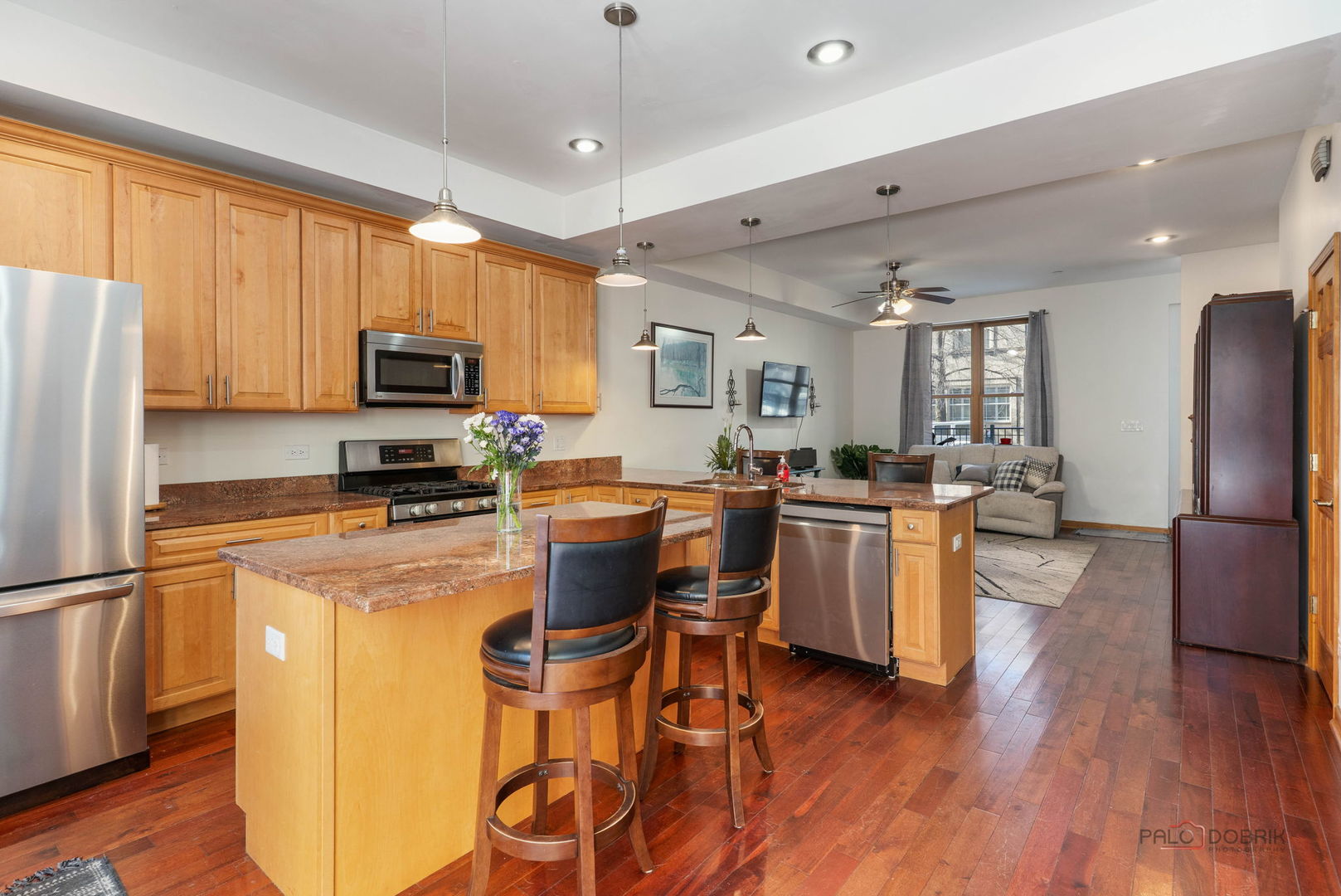 1931 N Sheffield Avenue, Chicago, IL 60614