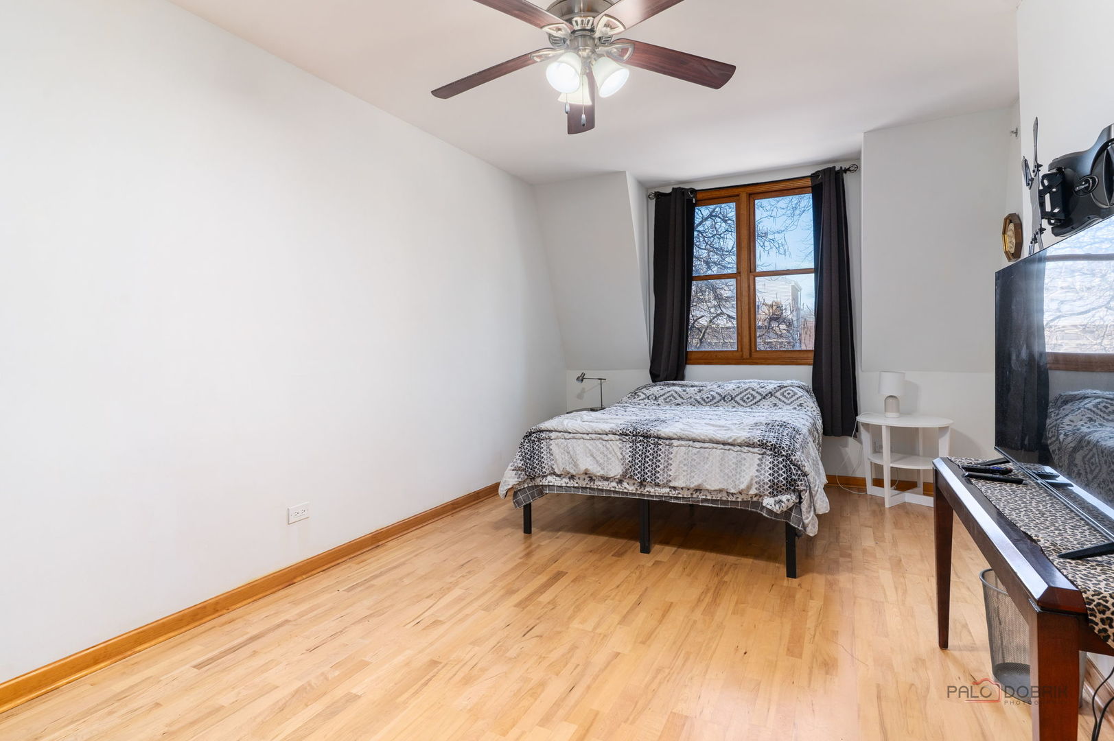 1931 N Sheffield Avenue, Chicago, IL 60614