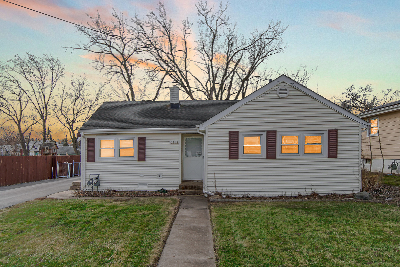 4519 152nd Street, Midlothian, IL 60445