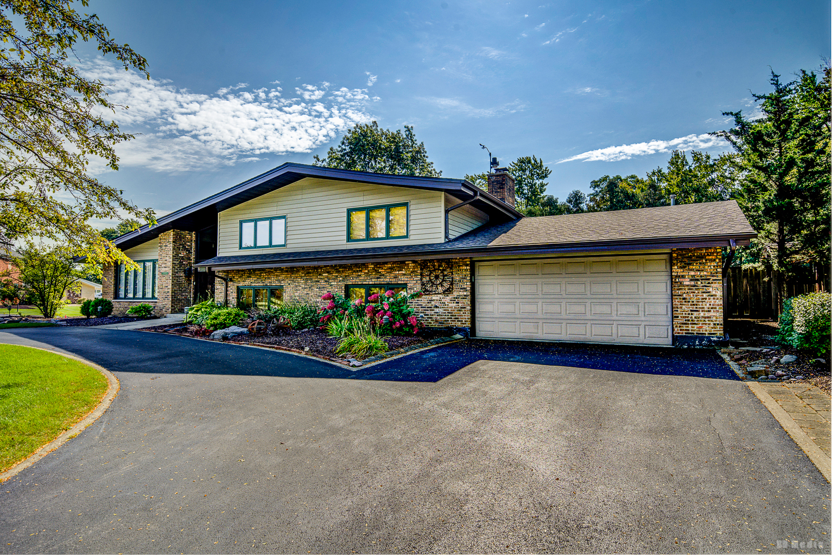 13000 S Westgate Drive, Palos Heights, IL 60463