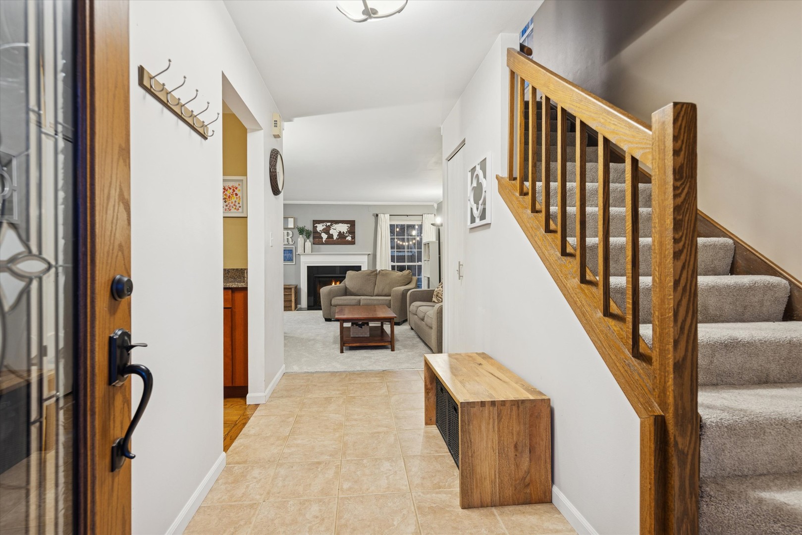 9 Juniper Court, Streamwood, IL 60107