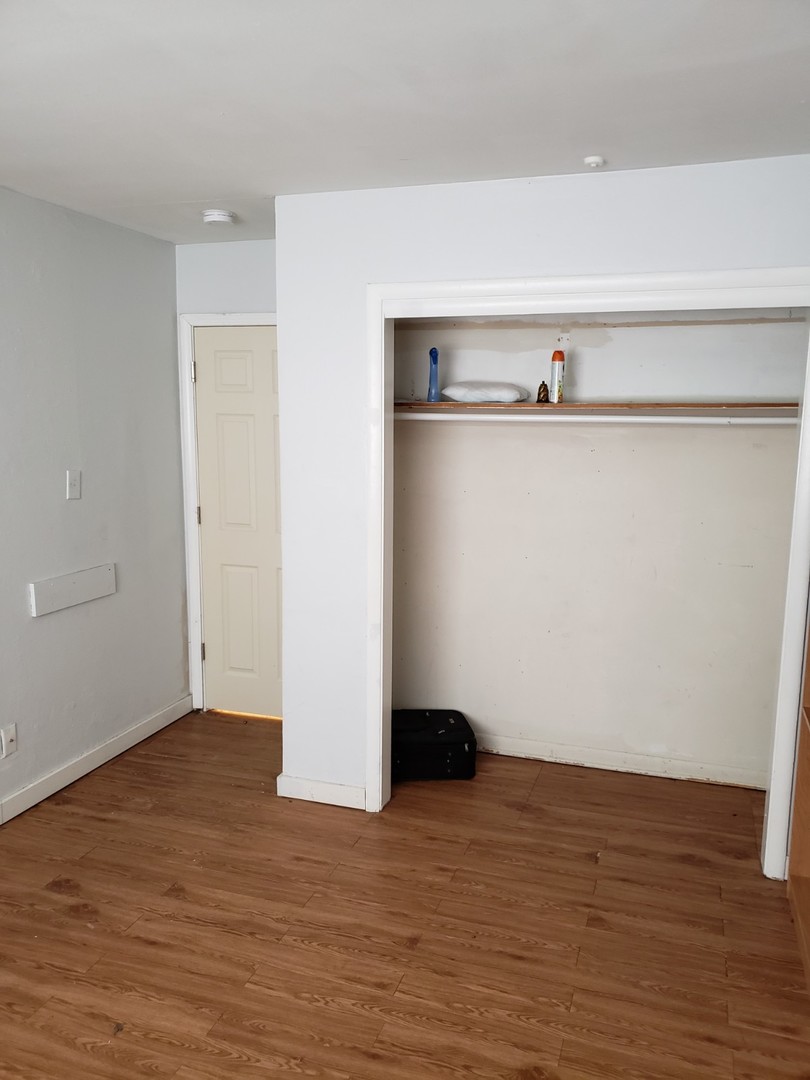 908 Greenbrier Road #908, DeKalb, IL 60115