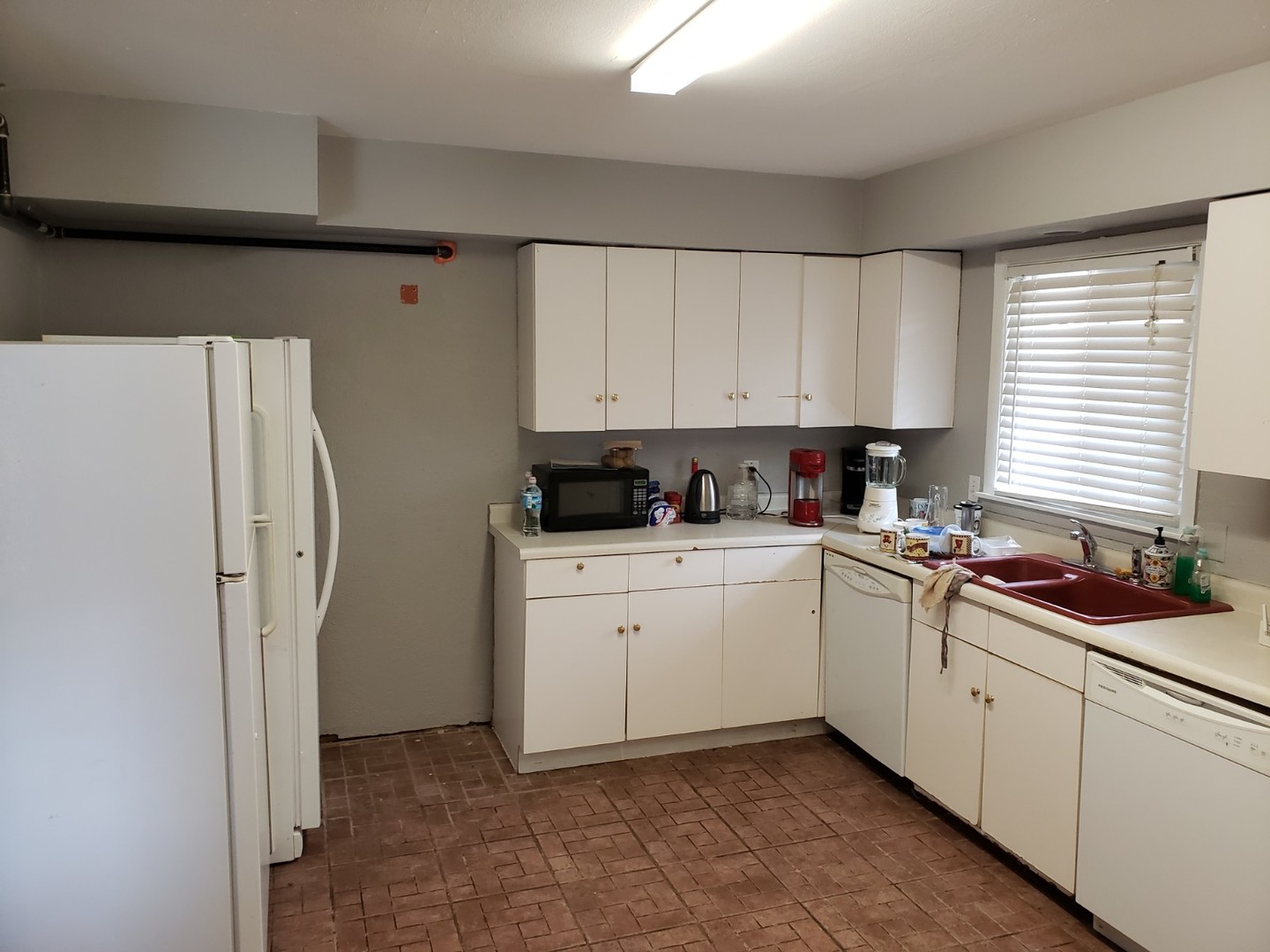 908 Greenbrier Road #908, DeKalb, IL 60115