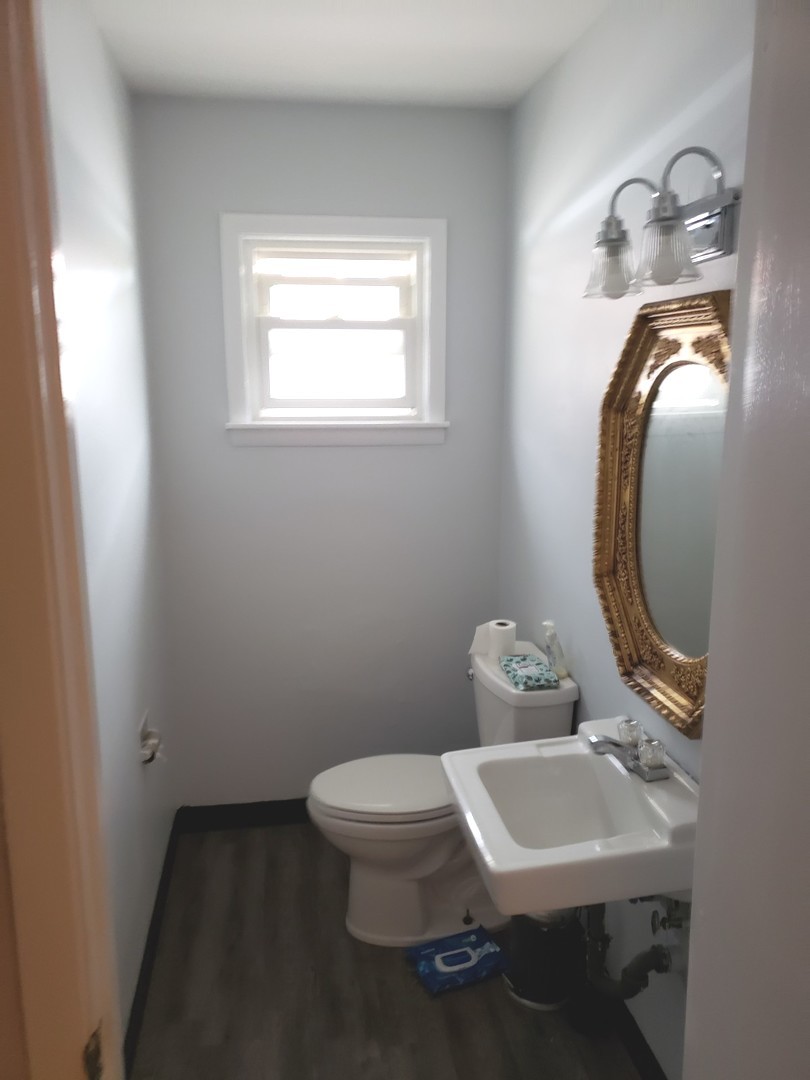 908 Greenbrier Road #908, DeKalb, IL 60115