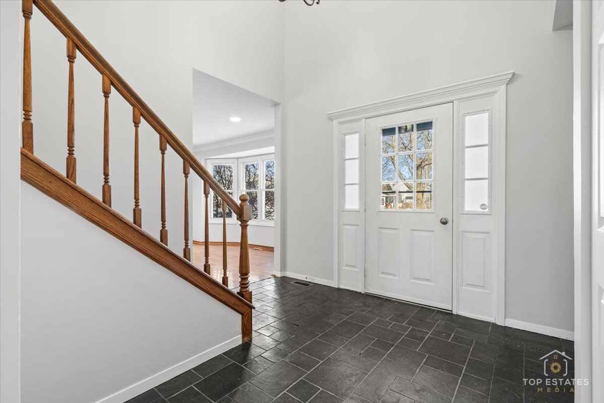 631 Cortland Drive, Lake Zurich, IL 60047