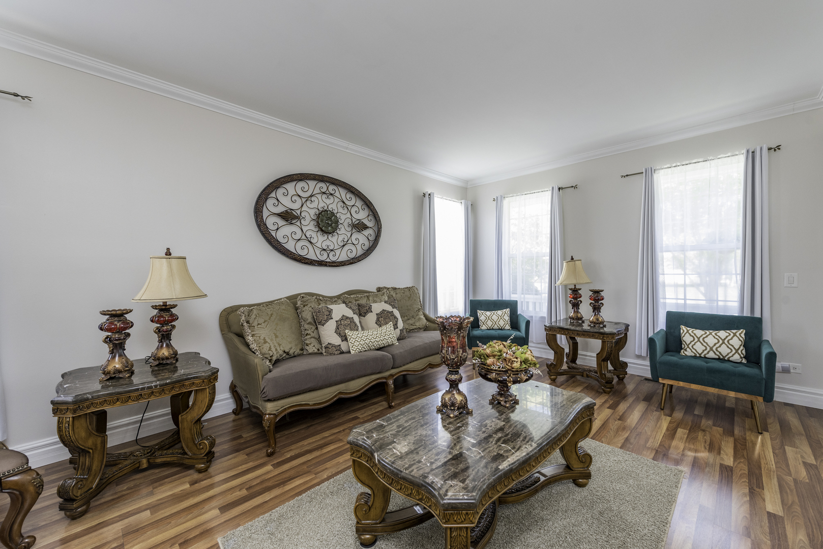 1650 Natures Way, Lindenhurst, IL 60046