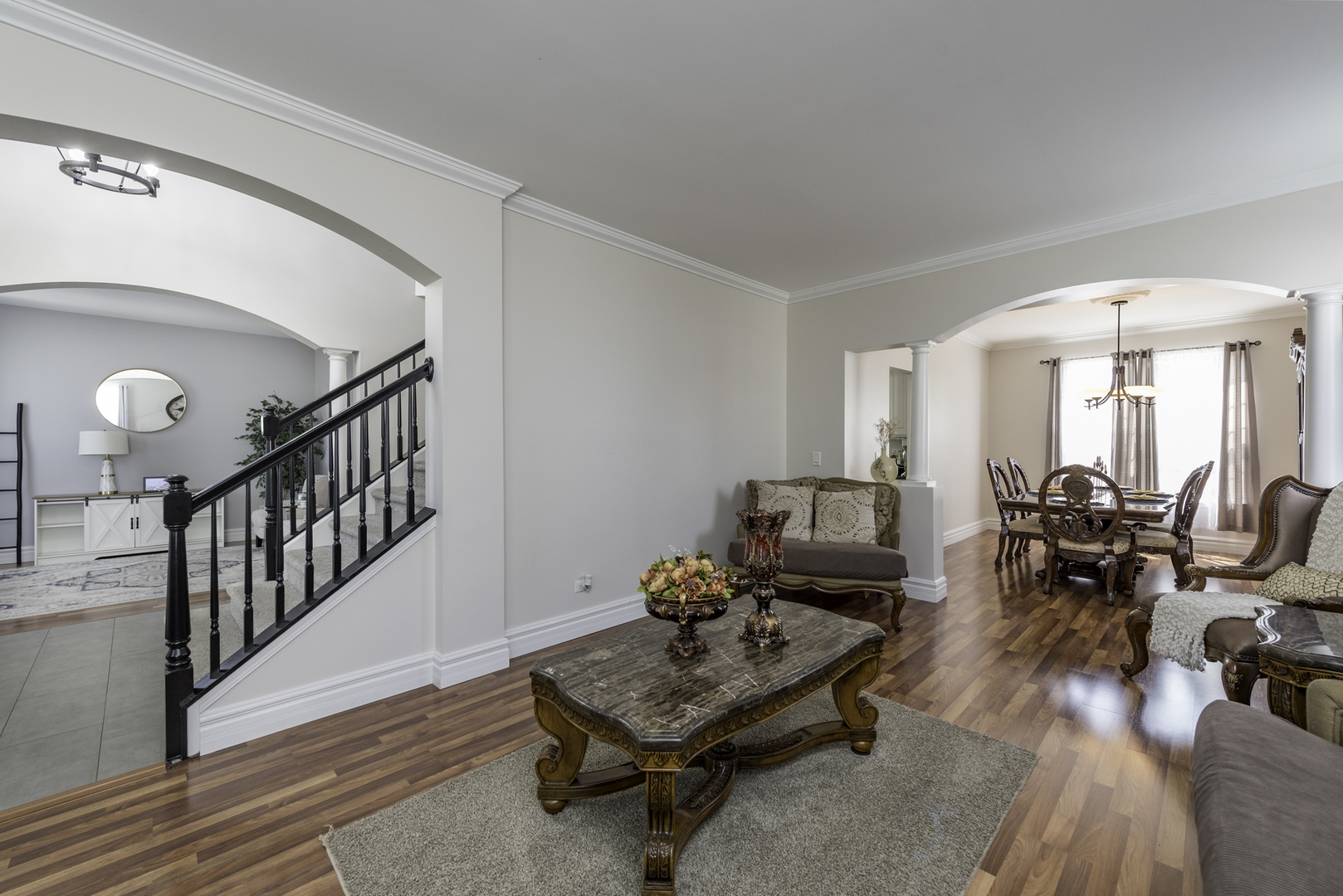 1650 Natures Way, Lindenhurst, IL 60046