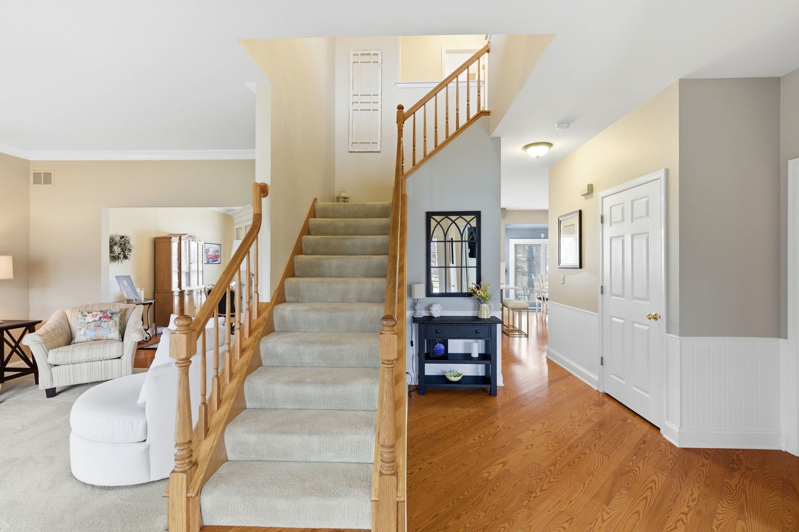 1196 Fieldstone Drive, Crystal Lake, IL 60014