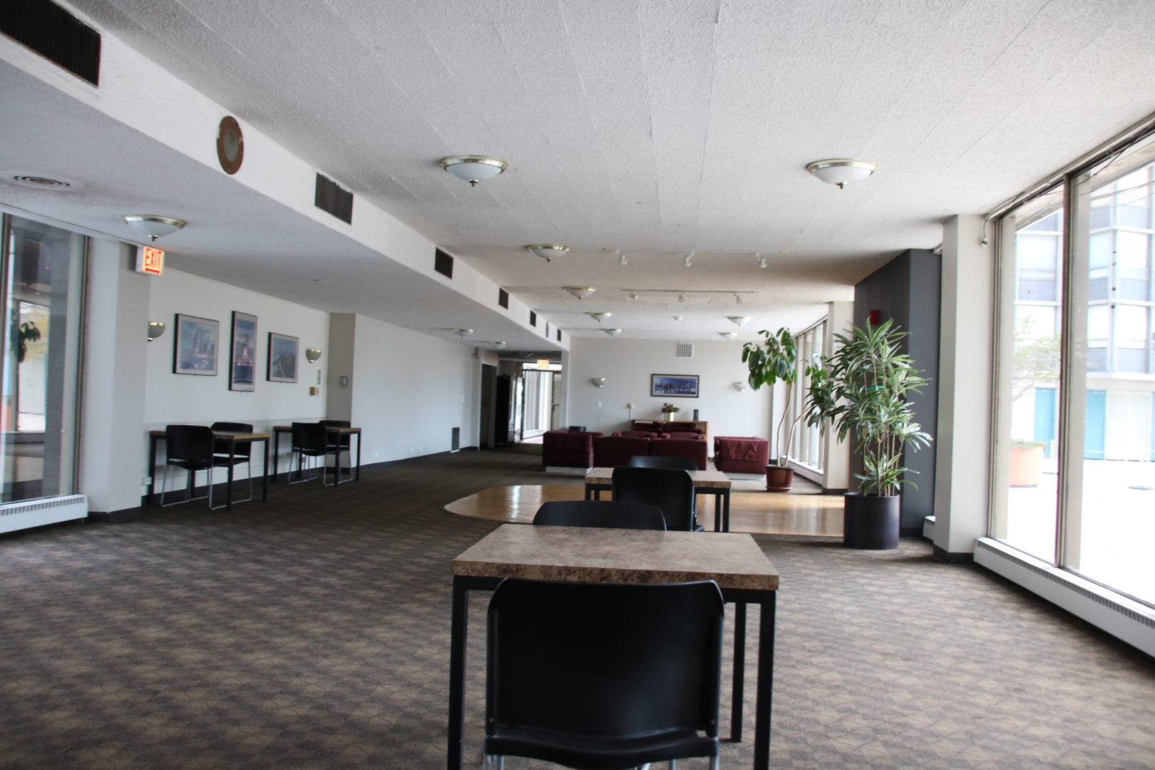 5701 N Sheridan Road #14E, Chicago, IL 60660