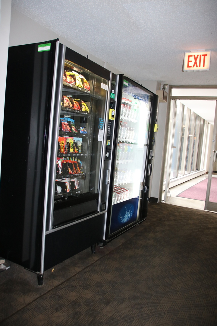 5701 N Sheridan Road #14E, Chicago, IL 60660