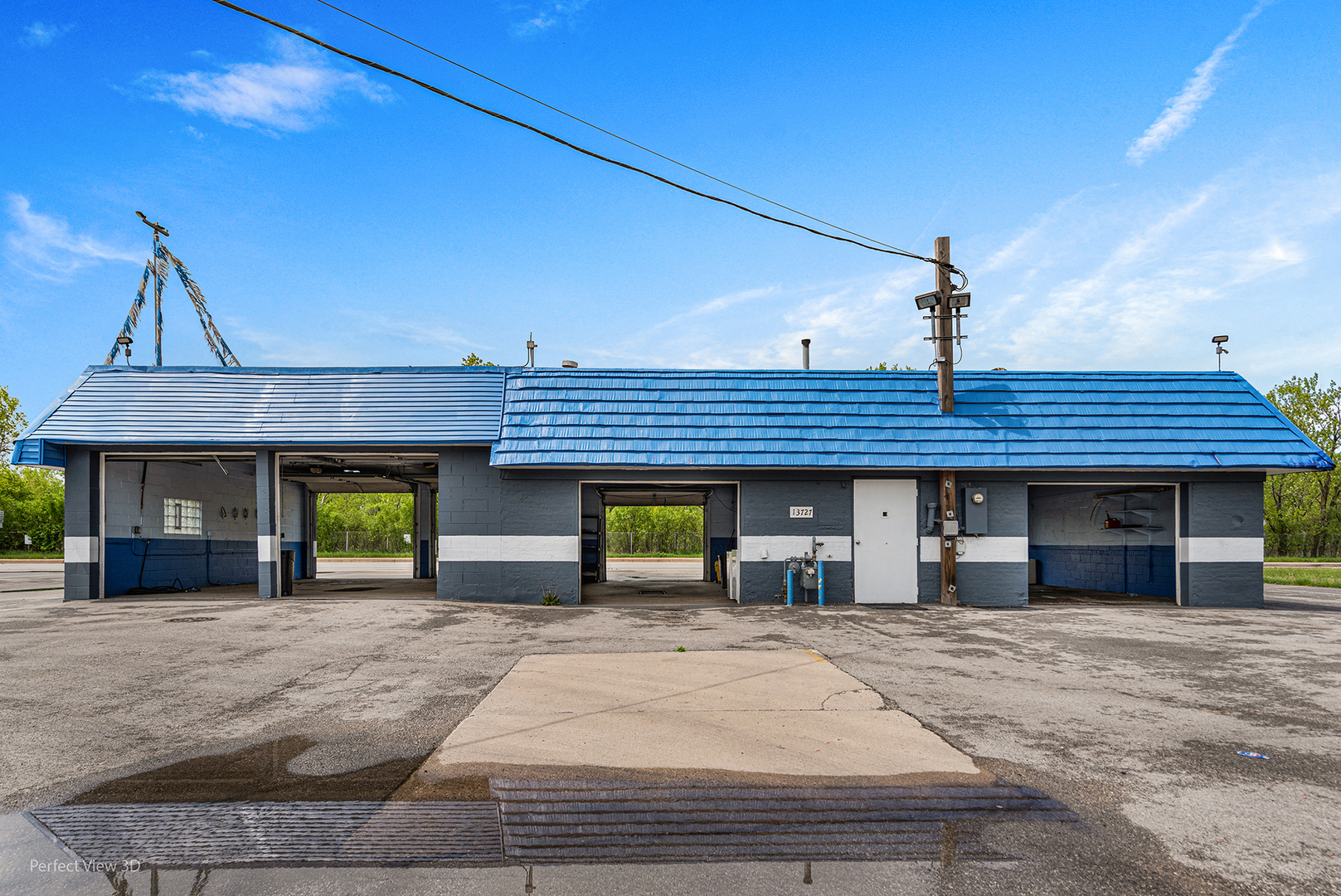 13727 S Halsted Street, Riverdale, IL 60827