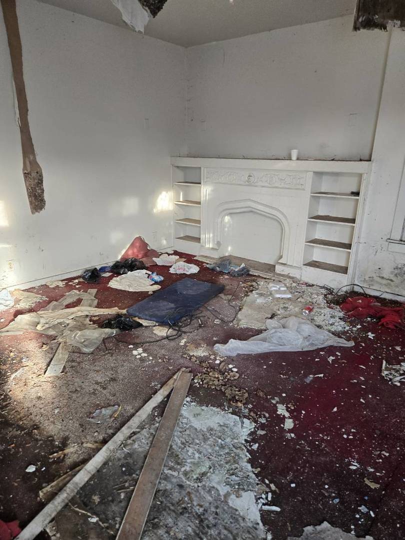 8350 S Green Street, Chicago, IL 60620