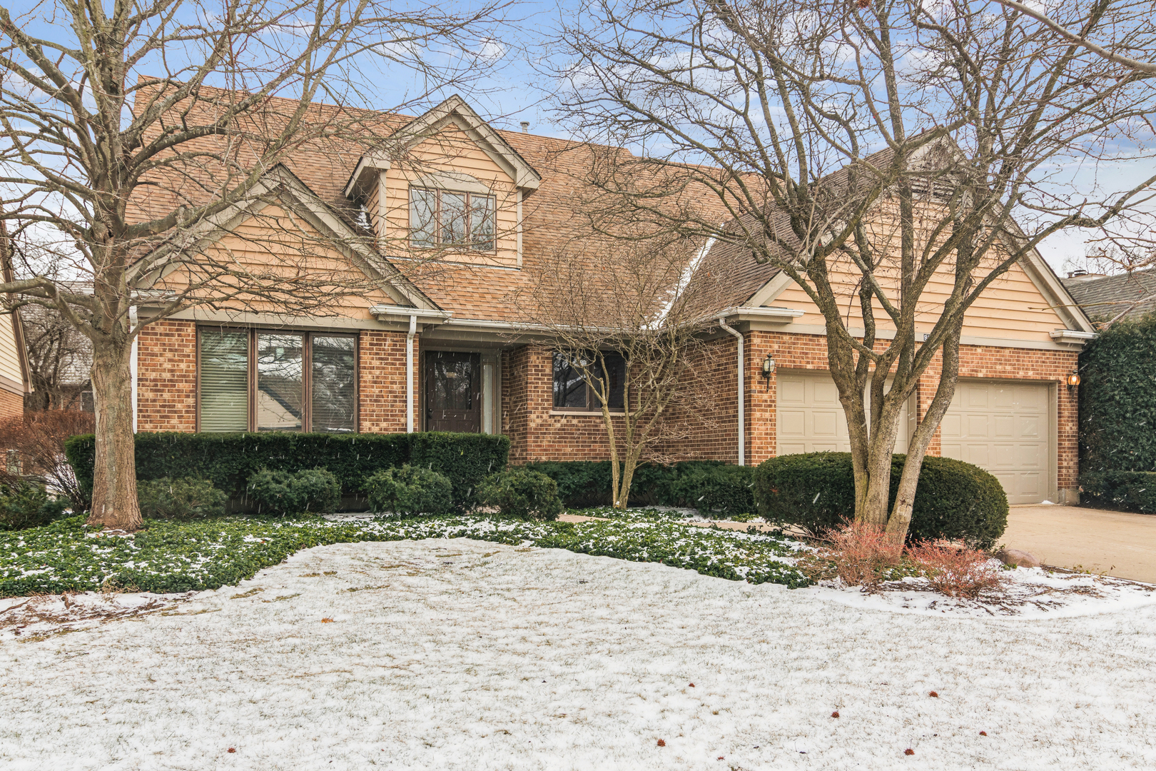 945 Villas Court, Highland Park, IL 60035