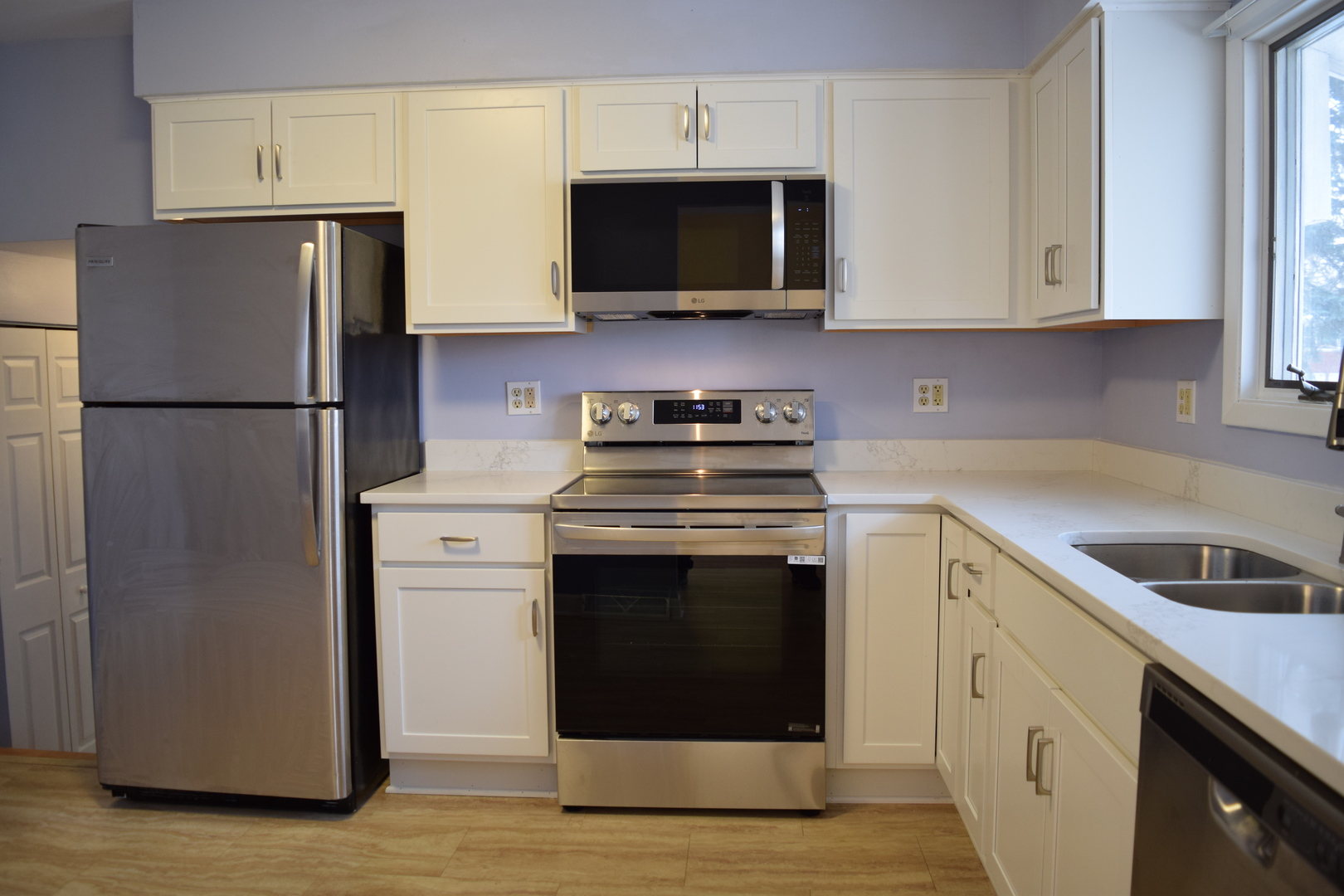 1224 E THURSTON Drive, Palatine, IL 60074