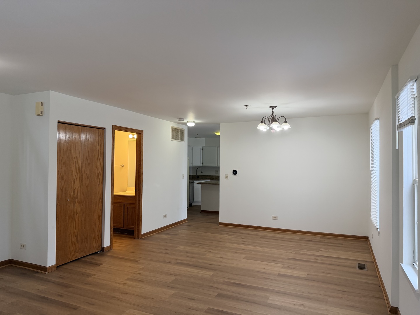 1303 Orleans Drive, Mundelein, IL 60060