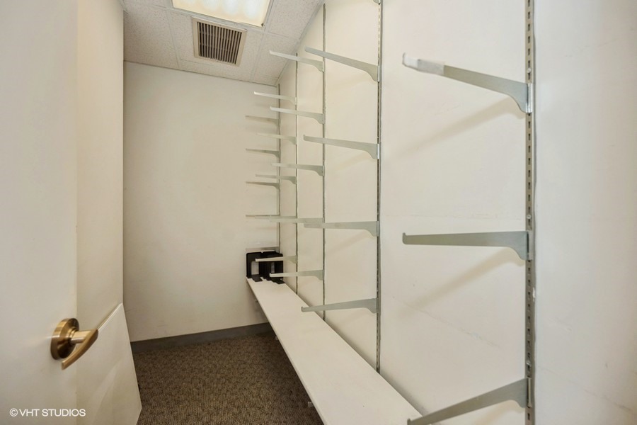 111 N Wabash Avenue #1212, Chicago, IL 60602