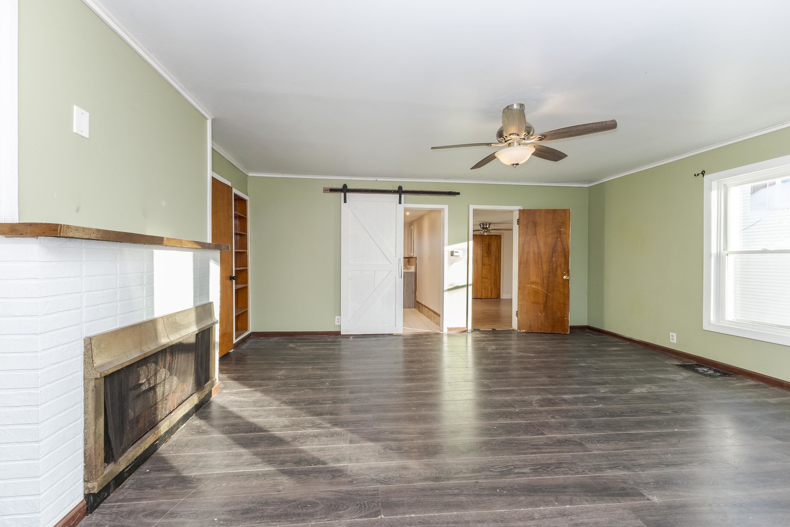 121 E James Street, Forrest, IL 61741