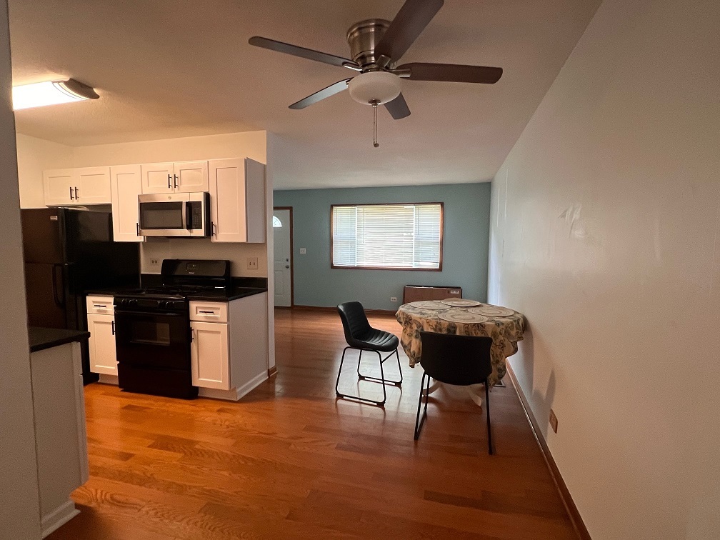 3327 Acorn Court, Aurora, IL 60504