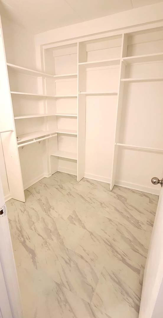 10840 Kilpatrick Avenue #1NW, Oak Lawn, IL 60453