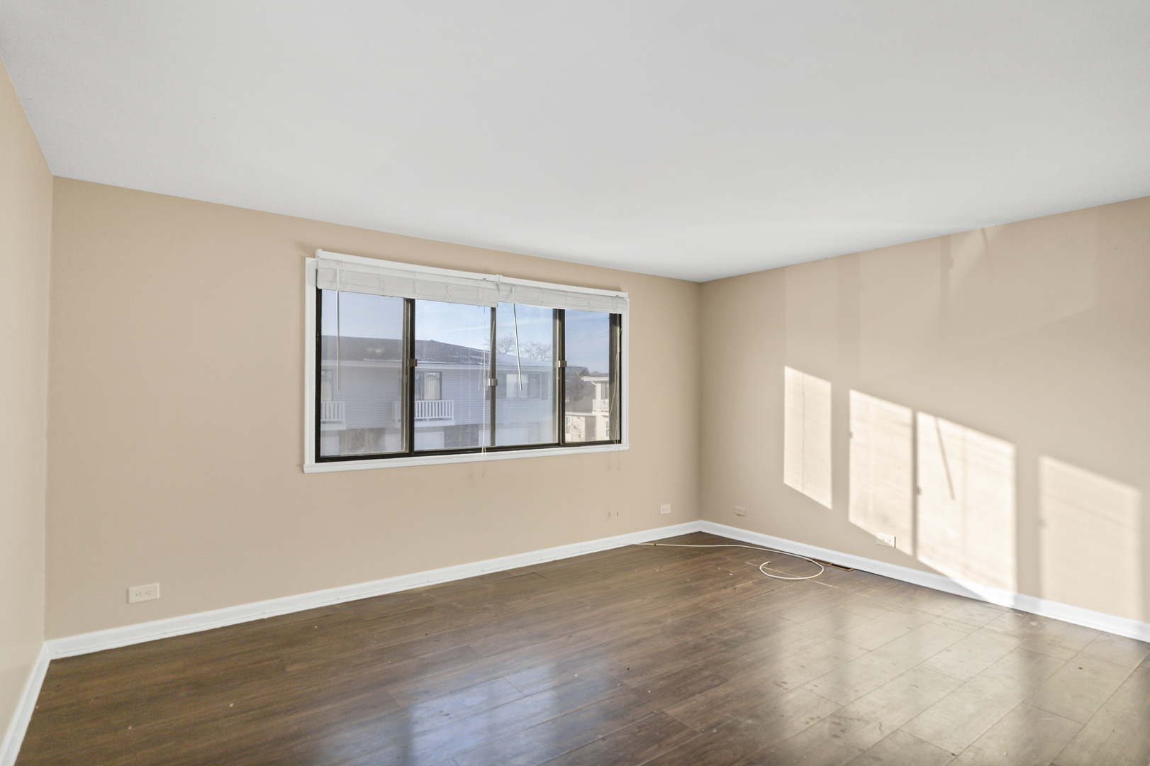 107 TONSET Court #107, Schaumburg, IL 60193