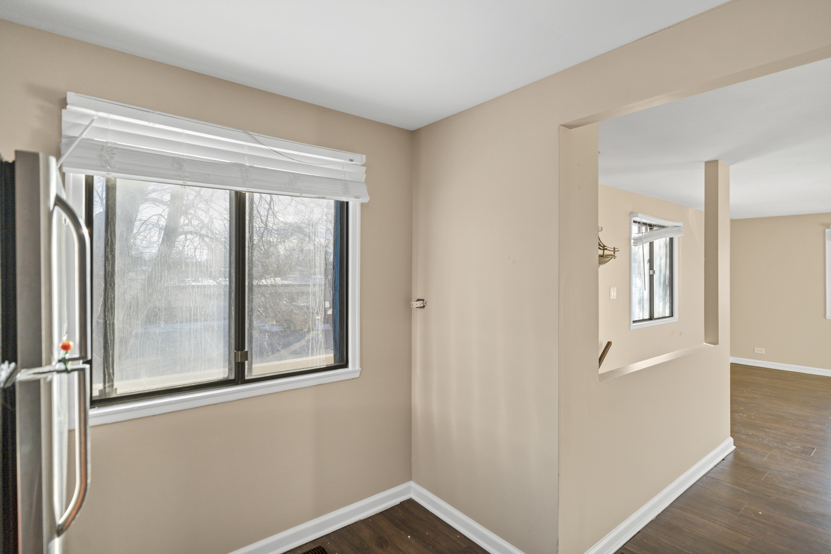 107 TONSET Court #107, Schaumburg, IL 60193