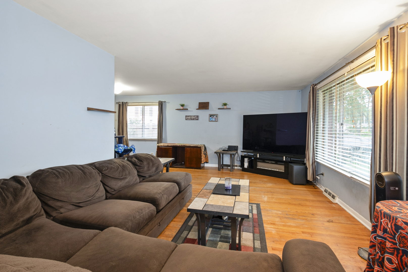 4511 W Howdy Lane, Alsip, IL 60803