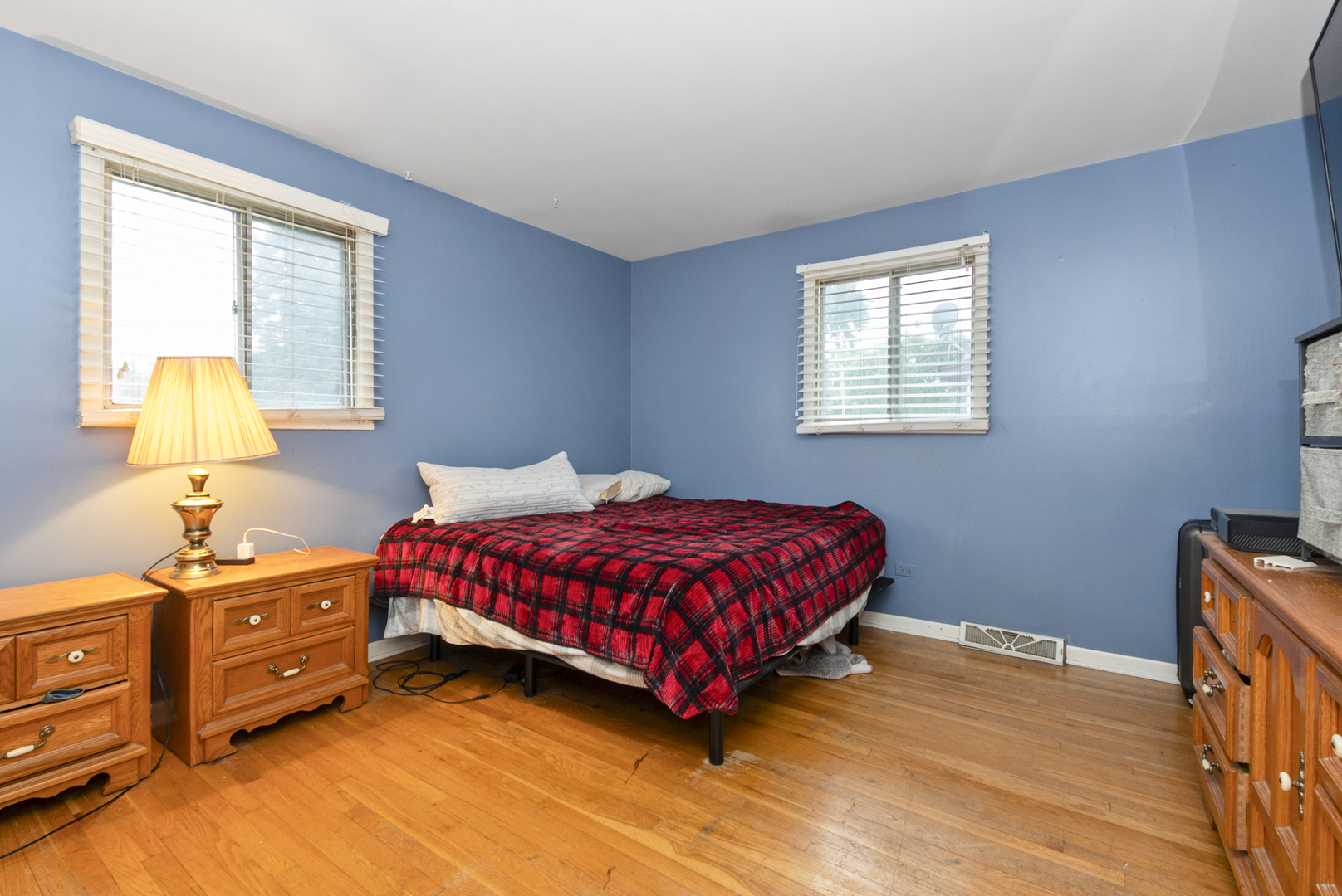 4511 W Howdy Lane, Alsip, IL 60803