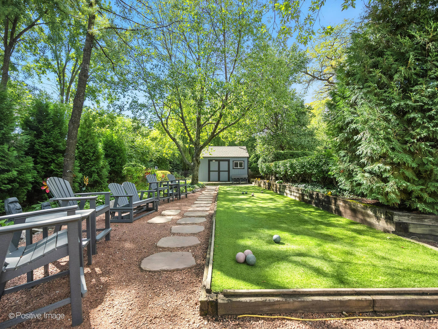 24 S WASHINGTON Circle, Hinsdale, IL 60521