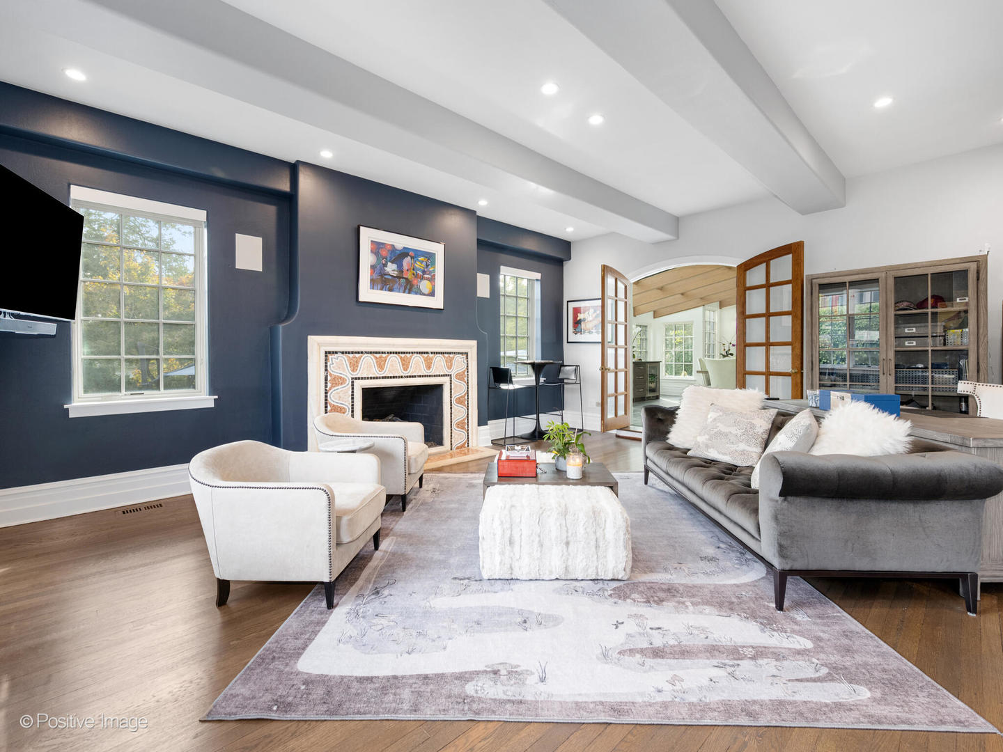 24 S WASHINGTON Circle, Hinsdale, IL 60521