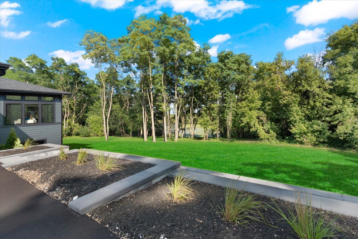 815 N English Settlement Avenue, Burlington, WI 53105