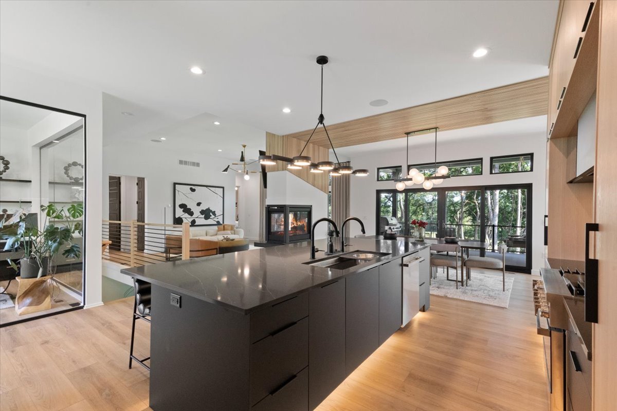 815 N English Settlement Avenue, Burlington, WI 53105