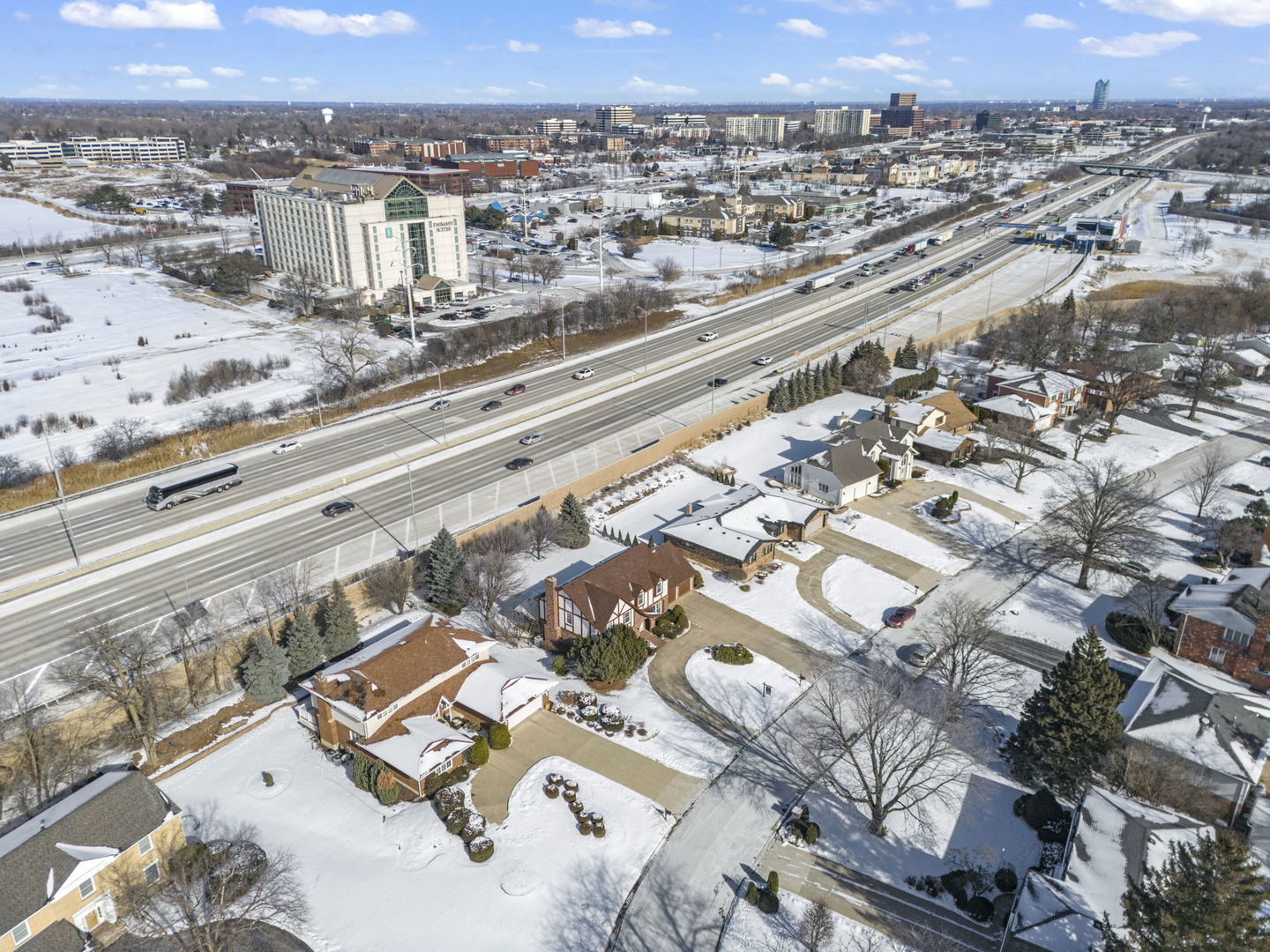 19W140 Avenue Chateaux, Oak Brook, IL 60523