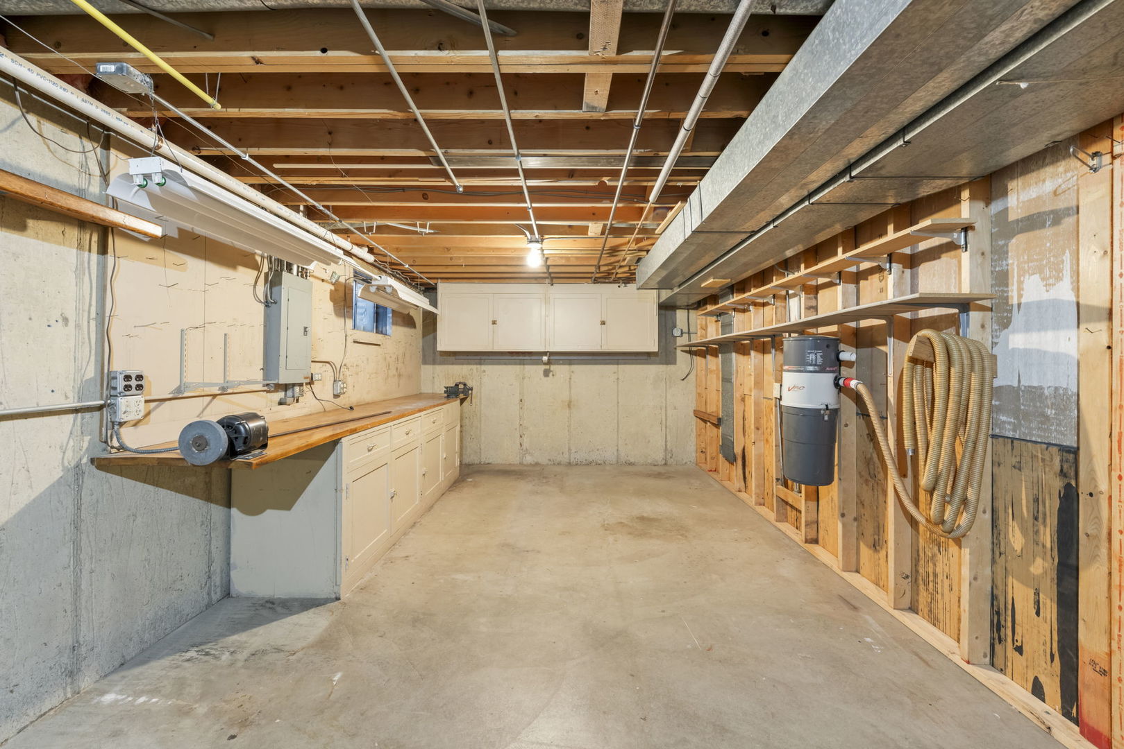 19W140 Avenue Chateaux, Oak Brook, IL 60523