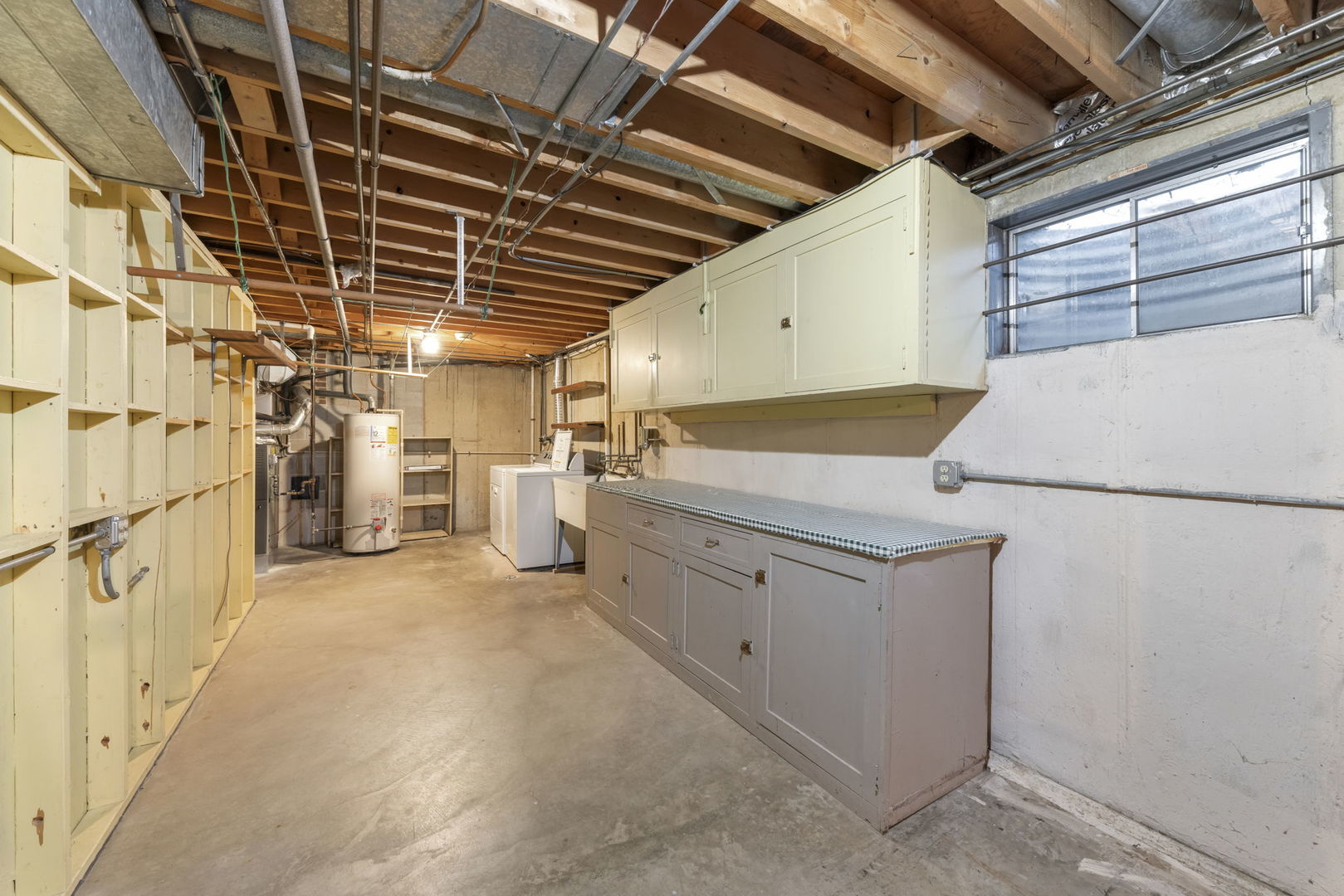 19W140 Avenue Chateaux, Oak Brook, IL 60523